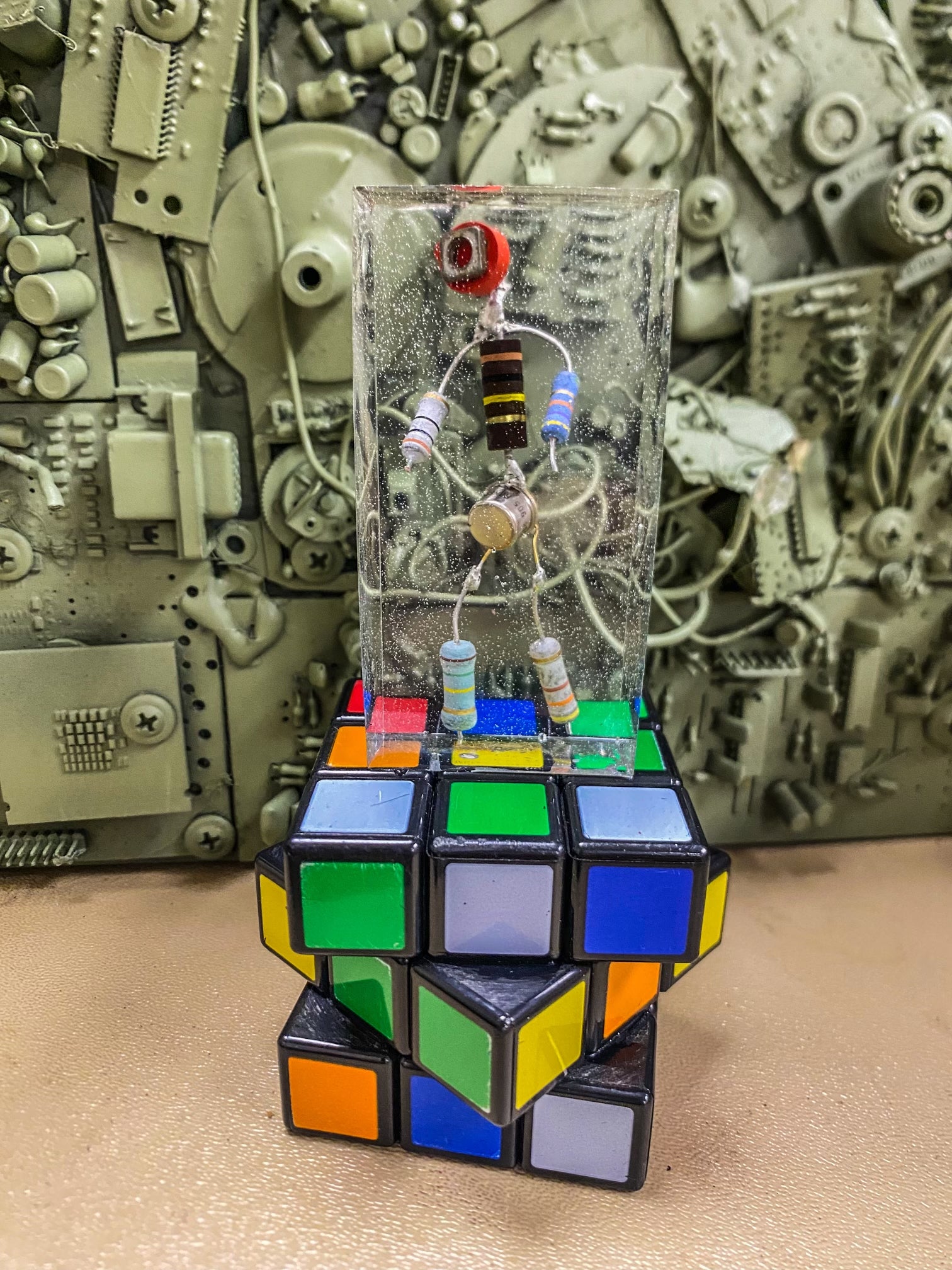 Rubik the Robot