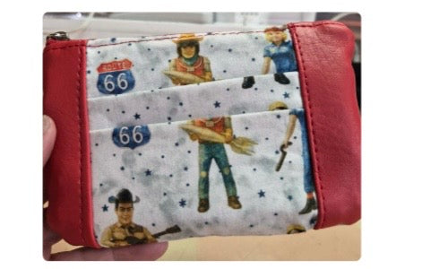 Sew Adrienne Cardholder